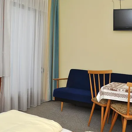 招待所 Fritz 菲斯特兹安德盖